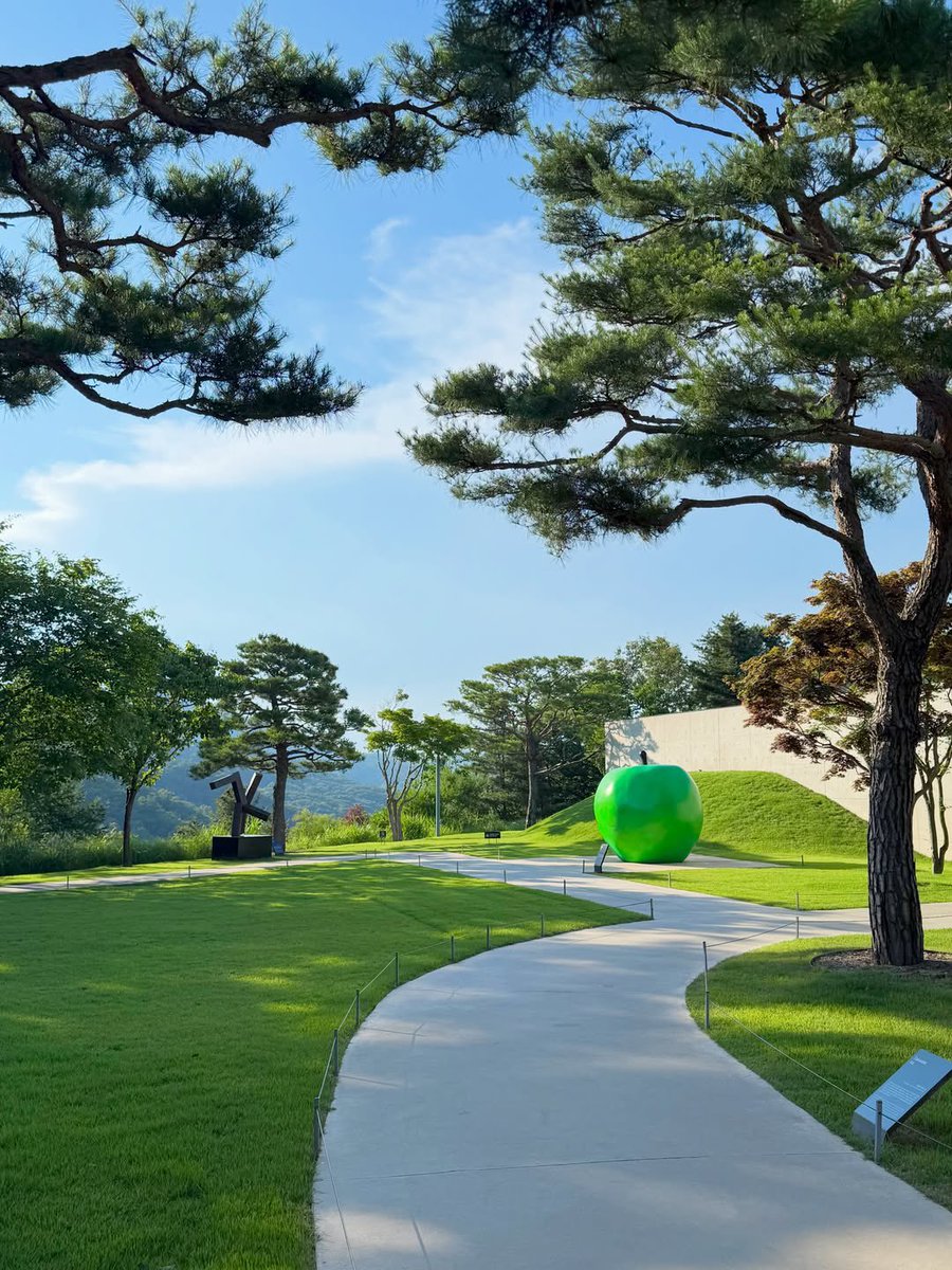 ajoongpost's tweet photo. https://t.co/av1PZacINT