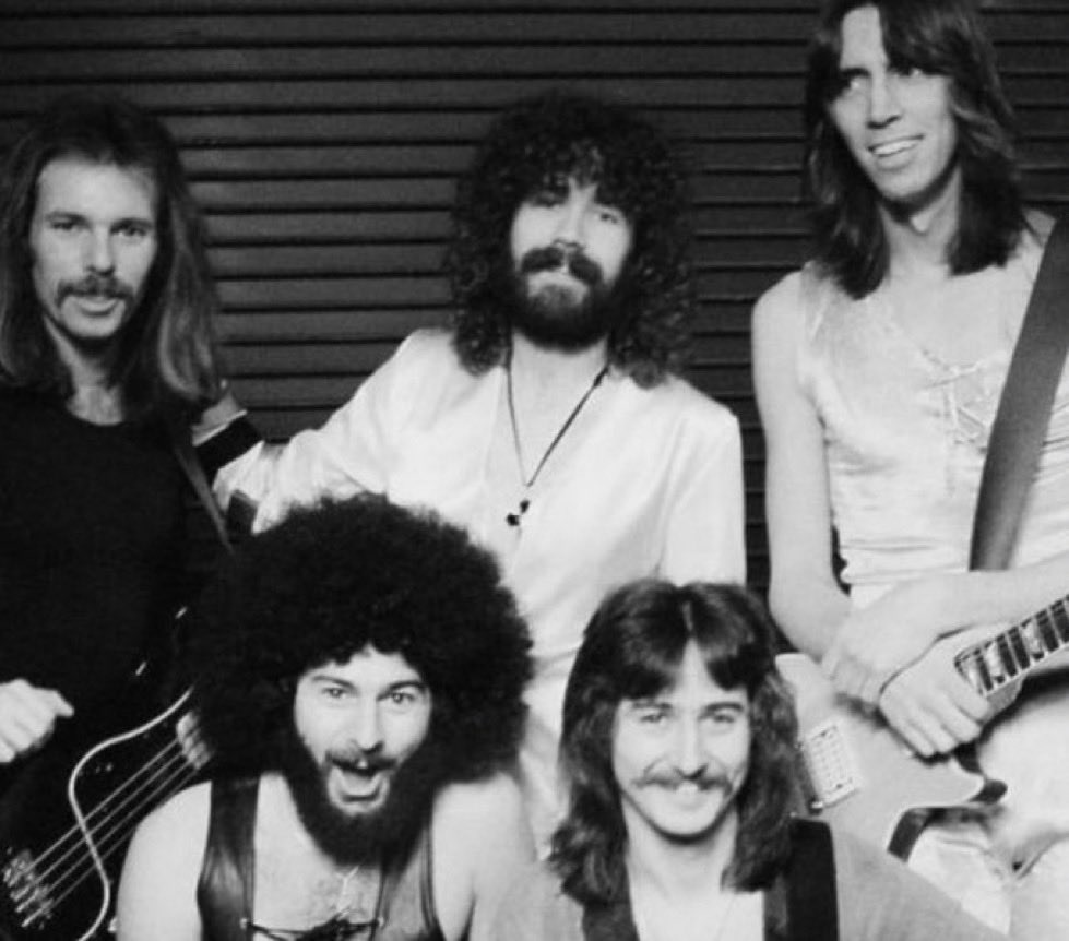 RockNRoLL_85's tweet photo. Does Boston belong in the @rockhall https://t.co/i0uSFtg2nA