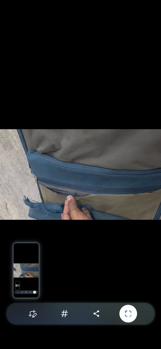 deepthakkar1234's tweet photo. @IndiGo6E This is normal wear and tear? @IndiGo6E?? https://t.co/fh0uSiiOyO