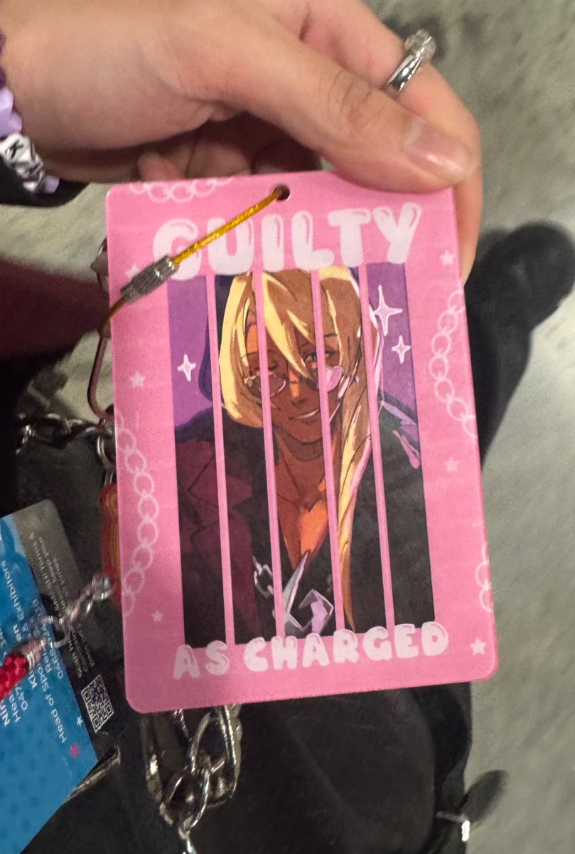 zoruniii's tweet photo. how peak are these photocard holders i got omg … https://t.co/J8ZTvGCV3S