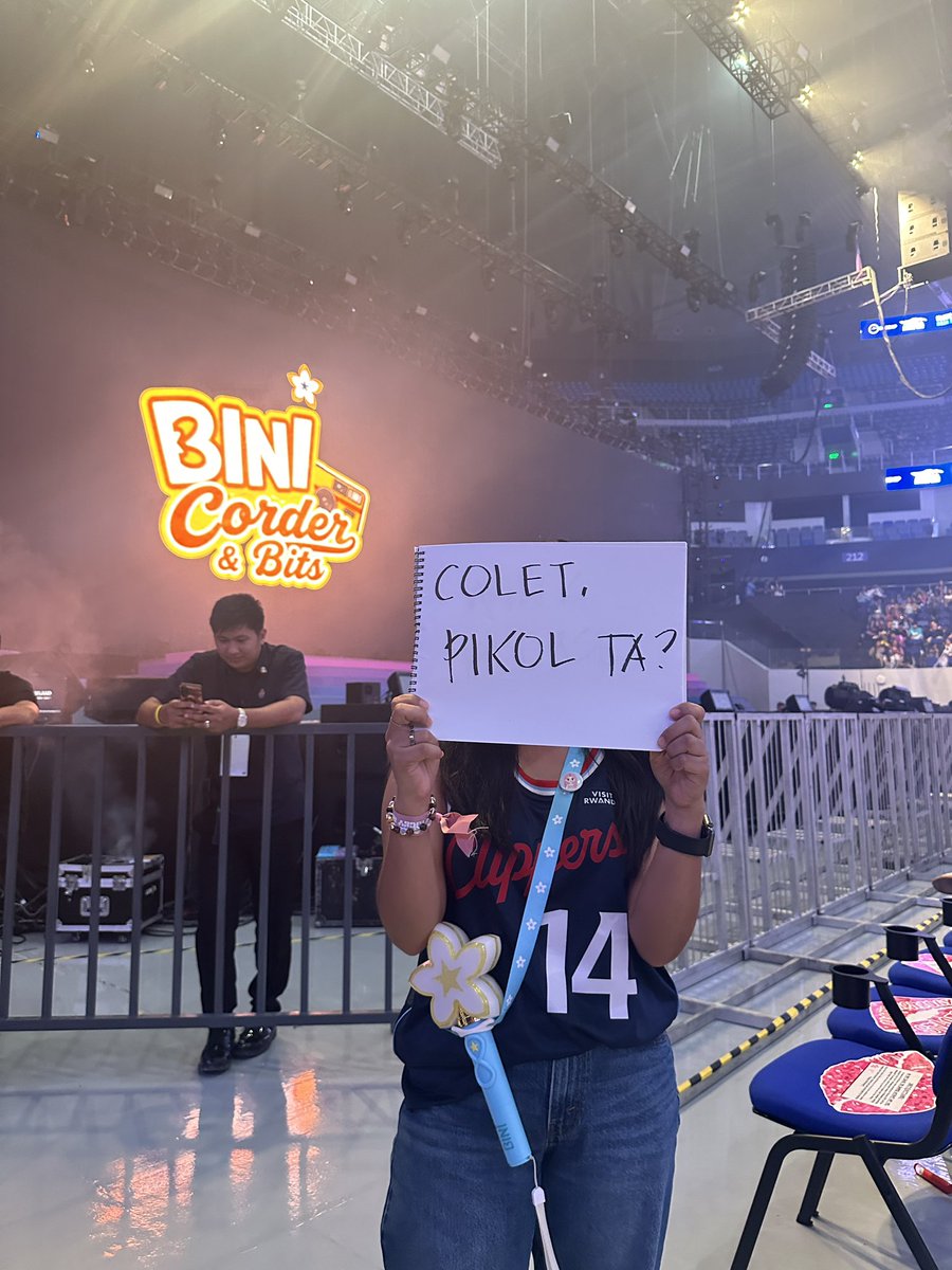 darkpinked's tweet photo. Soob @bini_colet duwa ta na 1v1

BINI SIGNALS SA SUGBO  #BINI_SIGNALS_CEBU #BINI_SIGNALS_WORLDTOUR_2026
#BINI https://t.co/FyTZbJvvhM