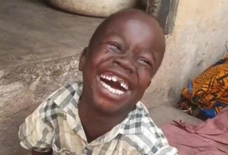 realskeka's tweet photo. Idk that story but hizo counter ni za umafi sana. Unaloot business ya mtu alafu unajidefend na sexual encounters Lmao those are two different things. https://t.co/hGv9oVbAX4