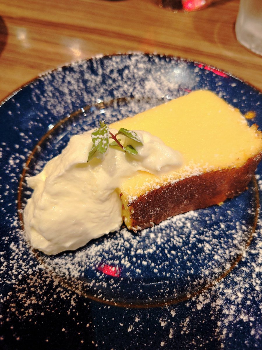 KffLii's tweet photo. イタリアン食べてきた🍴

#銀座 #ディナー https://t.co/zDWXDfJCmX