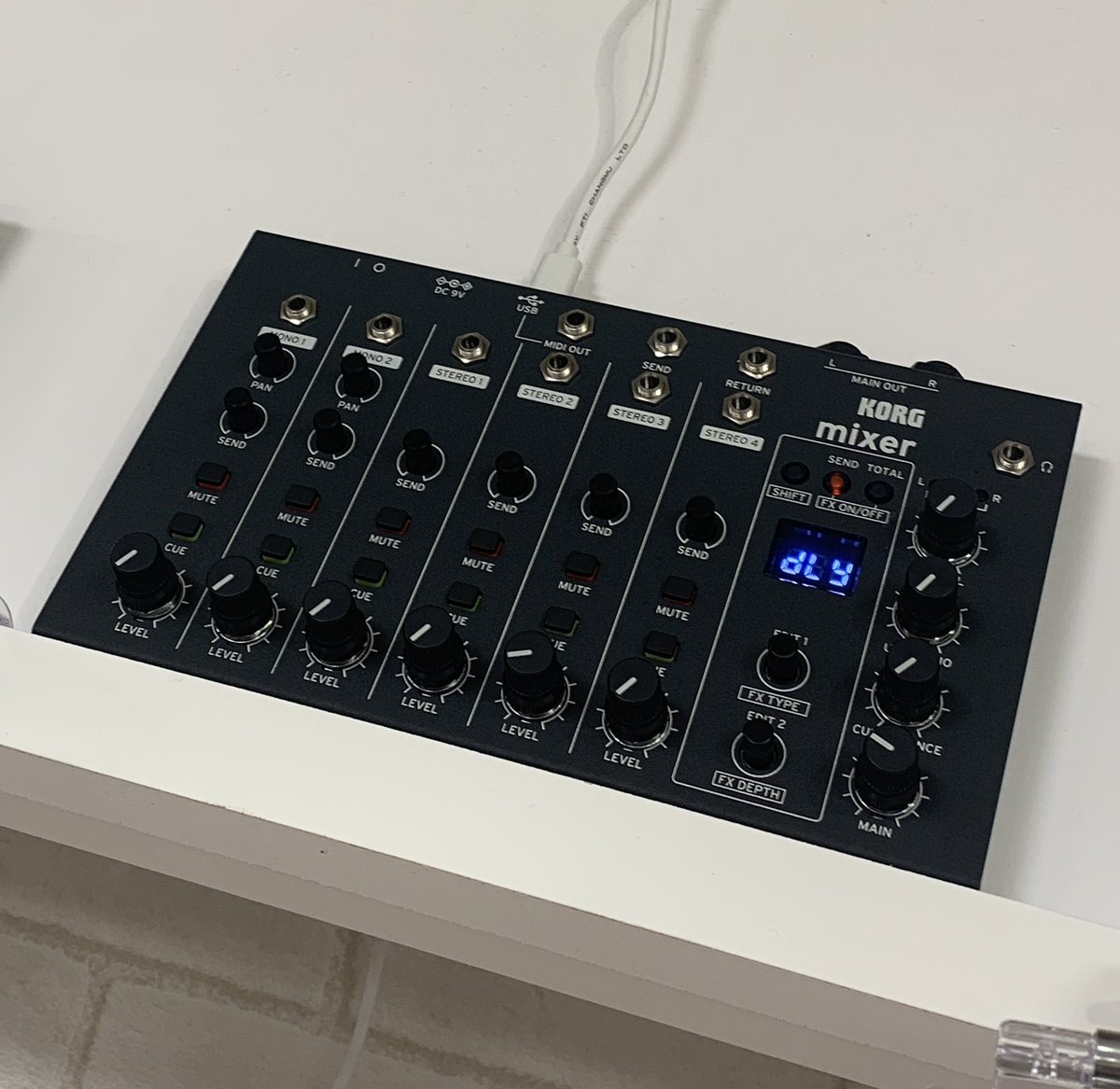 本日発売の新製品🆕 #korg NTS-4 mixer kit 展示中‼️6チャンネル搭載