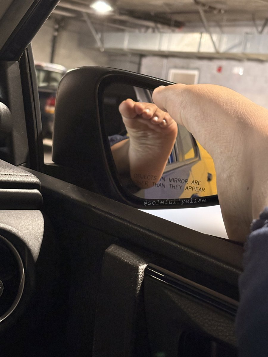 solefullyelise's tweet photo. mirror view >>

#feet #feetcontent #footmodel https://t.co/o65hx4iwin