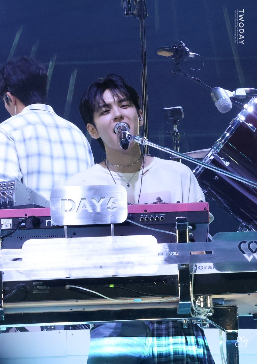 TwoDAY_Day6's tweet photo. 260704 The DECADE FINALE
🐰

#데이식스 #DAY6 #원필 #WONPIL https://t.co/TqPRO0LQ3N