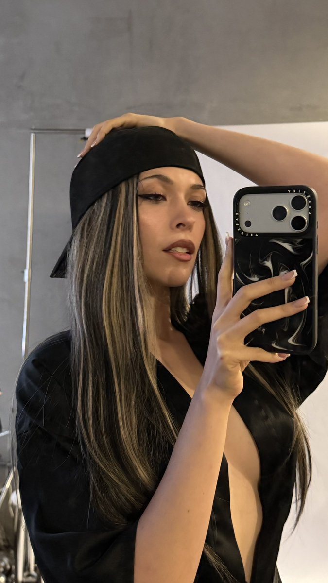 cyber gf tweet media