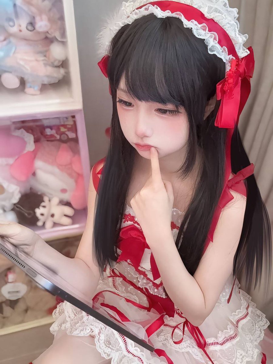 含含呼呼 tweet media