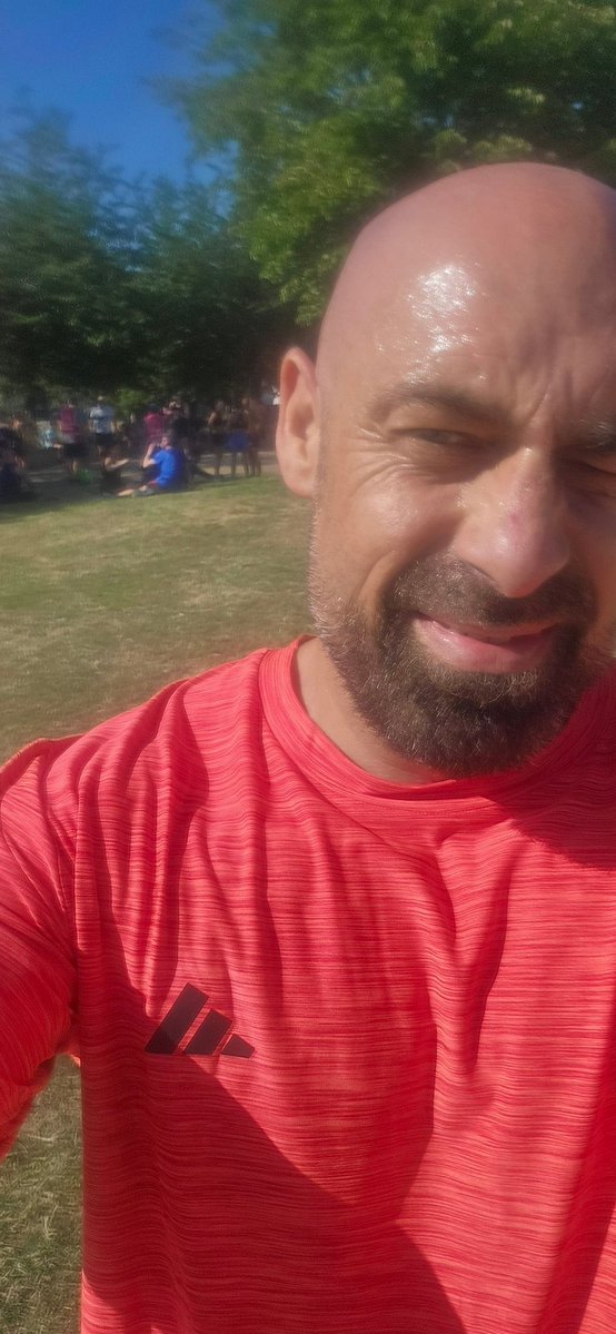 CaptainFlint321's tweet photo. My 141st @parkrunUK 
Sub 25 in 22⁰C 💦🔥💦🔥💦 https://t.co/tgtX8NY1Ij
