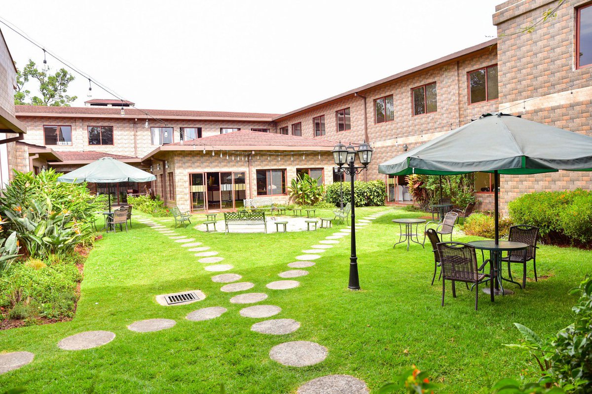 magicalkenya's tweet photo. 4/5
Along the way, near the borders places like Tafaria Castle &amp; Country Lodge and Panari Resort Nyahururu become part of the experience, each offering its own unique perspective on the county’s charm. https://t.co/UqYDie94KH