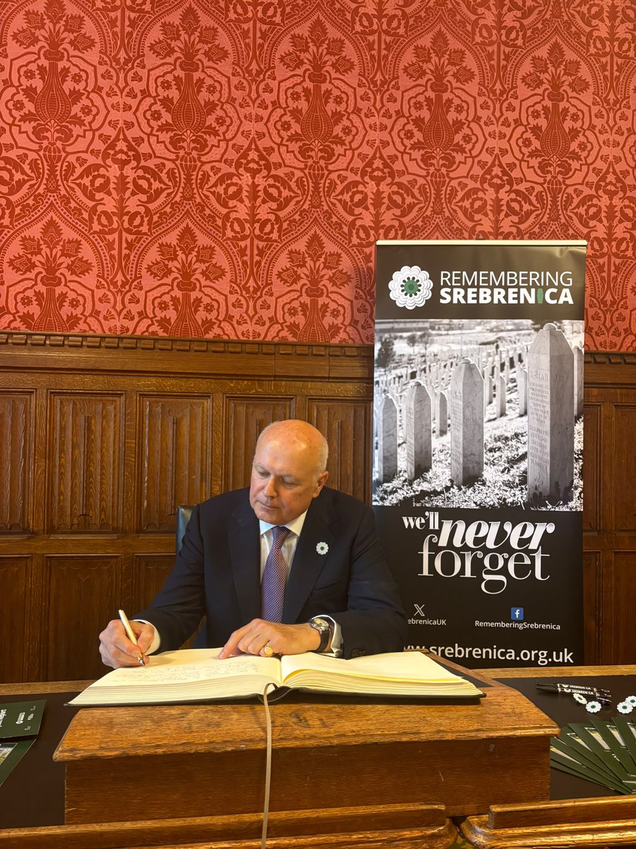 MPIainDS's tweet photo. To mark Srebrenica Memorial Day 2026, I signed the Book of Remembrance in Westminster this week, honouring the memory of more than 8,000 Bosniak Muslim men and boys murdered in the Srebrenica genocide in July 1995. We must never forget them.
@srebrenicaUK #RememberingSrebrenica #Srebrenica31