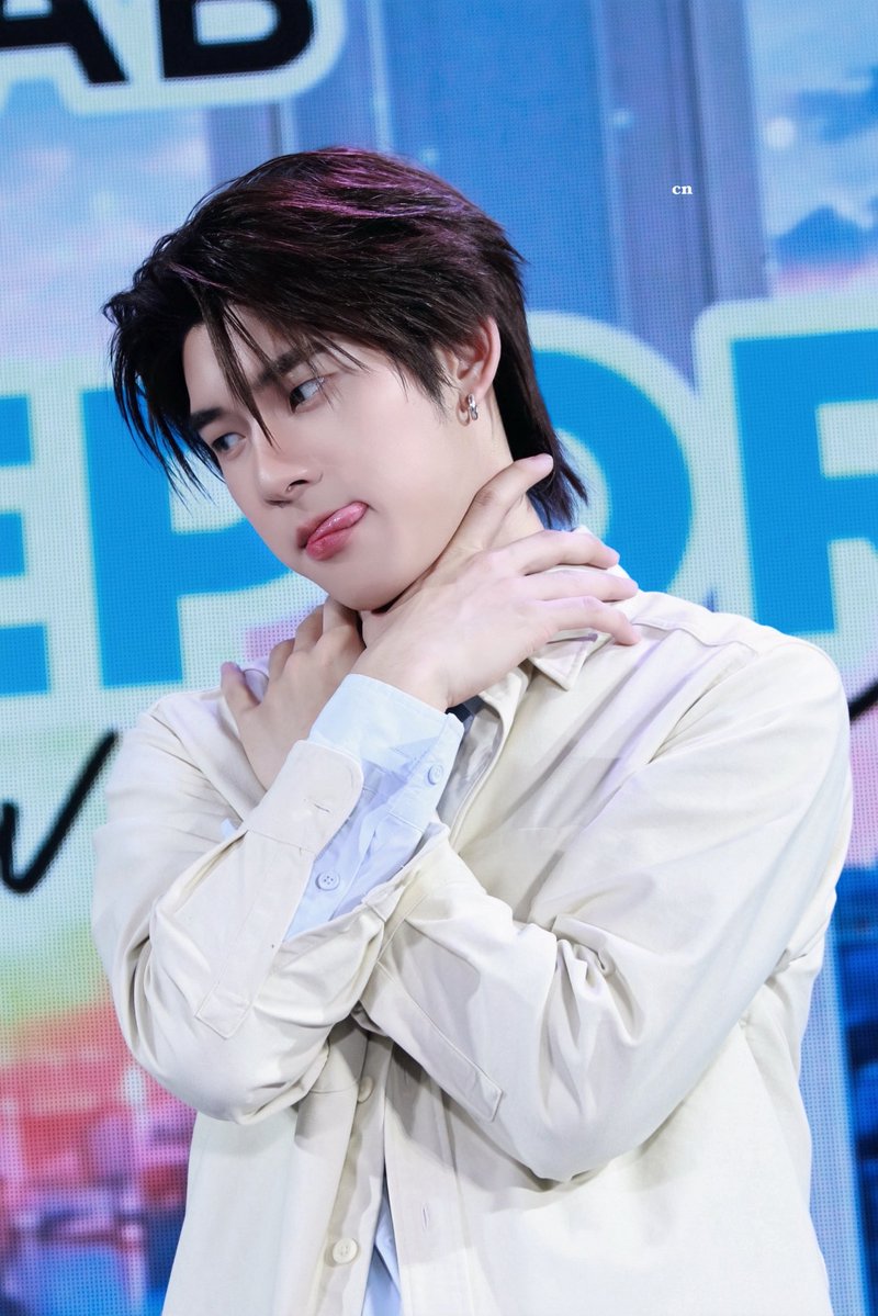 cnktxmm's tweet photo. แฮ่ ~ คิดถึงจะขาดใจ (พี่หนะคิดถึงตี๋จะขาดใจ) ㅠㅠㅠㅠㅠㅠㅠㅠㅠㅠ

♡。@twnpich  #twnpich 𓏴🐶 ⸝⸝⸝⋆ https://t.co/VkSnvujslQ