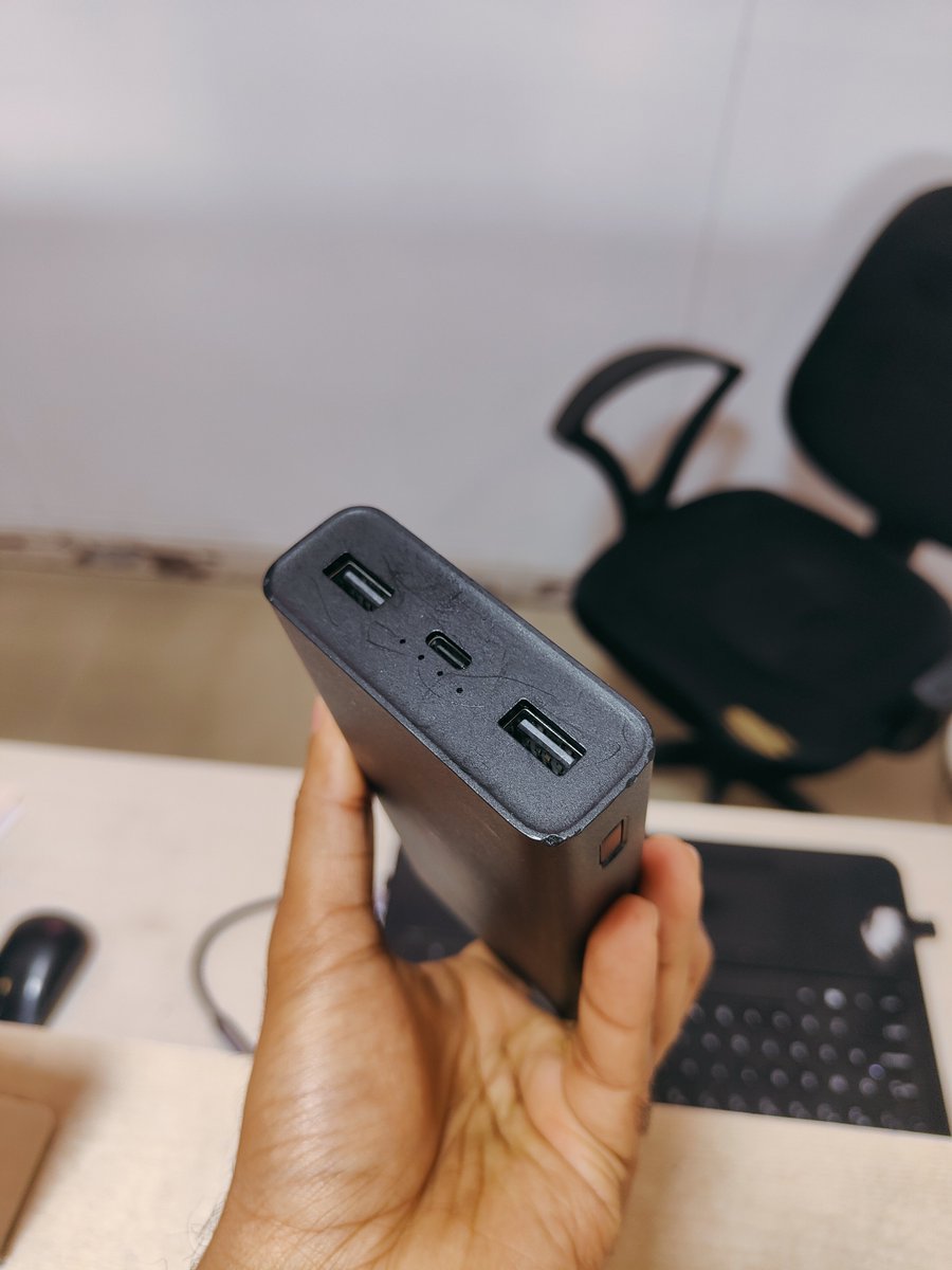 SREEJITHR10's tweet photo. Hey @XiaomiIndia @XiaomiSupport @MiIndiaSupport,since when do normal scratches &amp; minor dents void warranty for internal battery failure?Thrissur service center refused the replacement for basic wear &amp; tear.

 Is this your official policy?A powerbank is meant to be carried around! https://t.co/JBKcAwGIgN