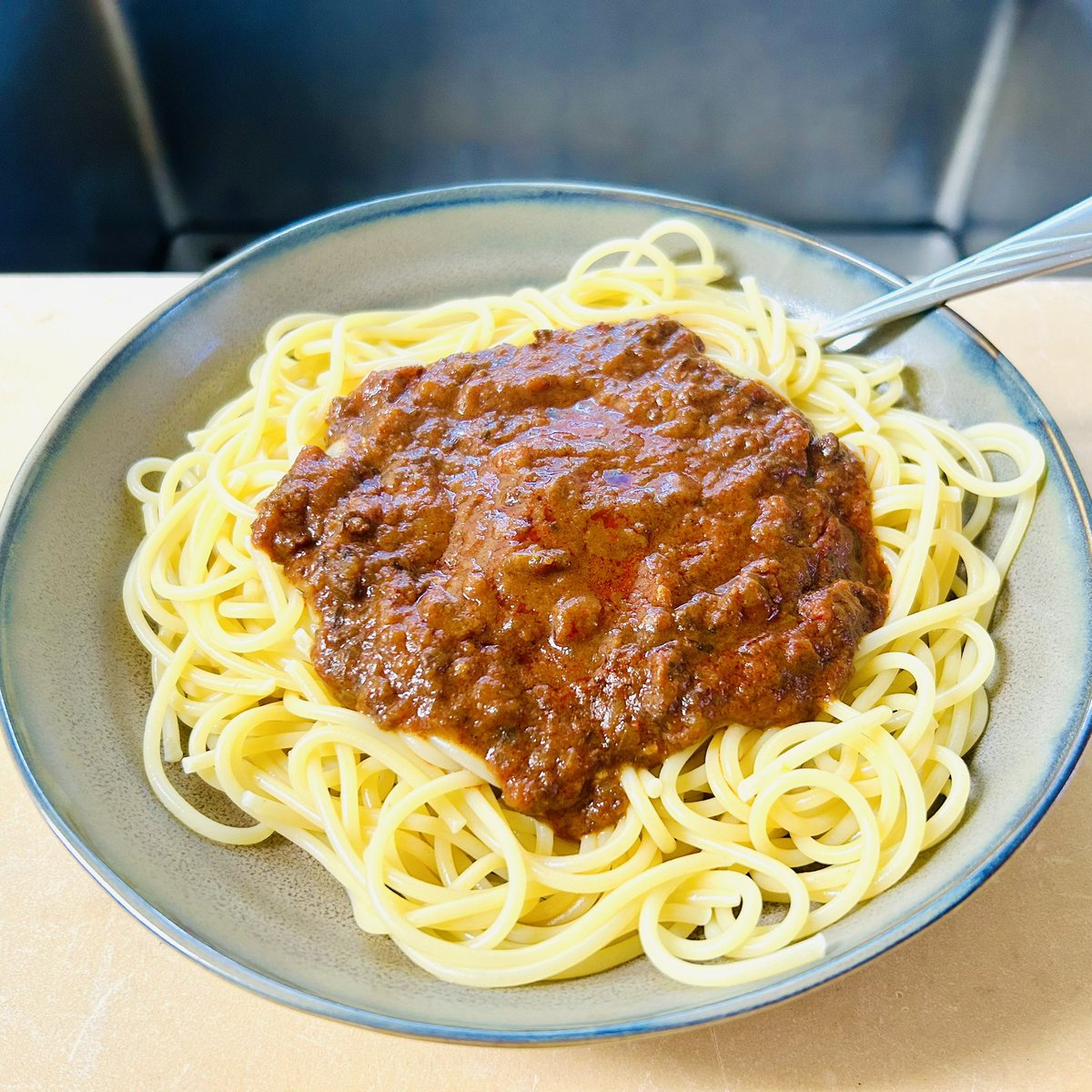 今日のおひるめしは #しあわせの激辛 シリーズの #辛ボロネーゼ