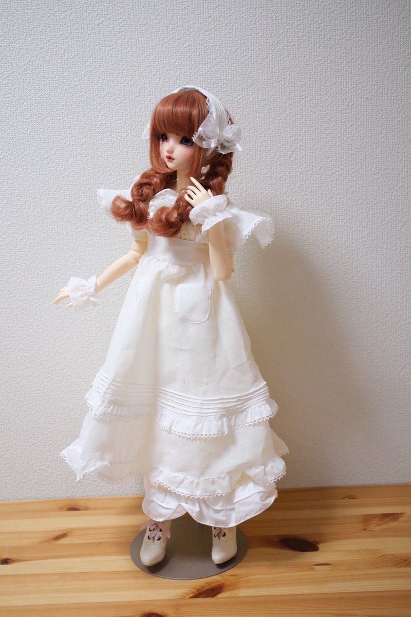 lealea_doll's tweet photo. 天使の窓２階　すみかSHOPにて委託中

👗エンジェルフリルエプロンドレス　11000円
（カラー：いちごちょこ,れもん）
👗ばら刺繍バッスルドレス　22000円
（カラー：ロイヤルブルー）

👒お帽子４点　

お立ち寄りの際はよろしくお願いいたします～✨
#れあれあどーる https://t.co/X6pfSgwM4m