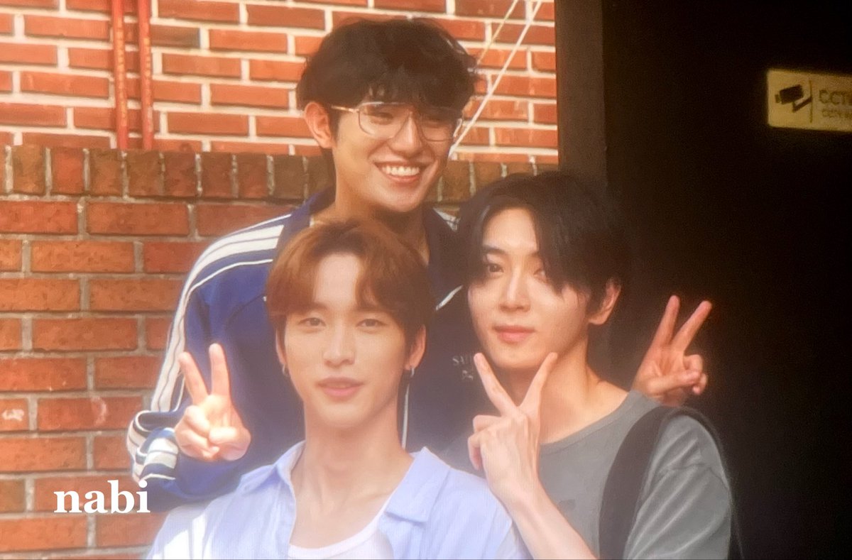 dreamynabi_'s tweet photo. 260711 pre

#LEEYONGSU #이용수 #NINE #나인 #JISUNG #지성 #QQQ https://t.co/jRKF0yrogC