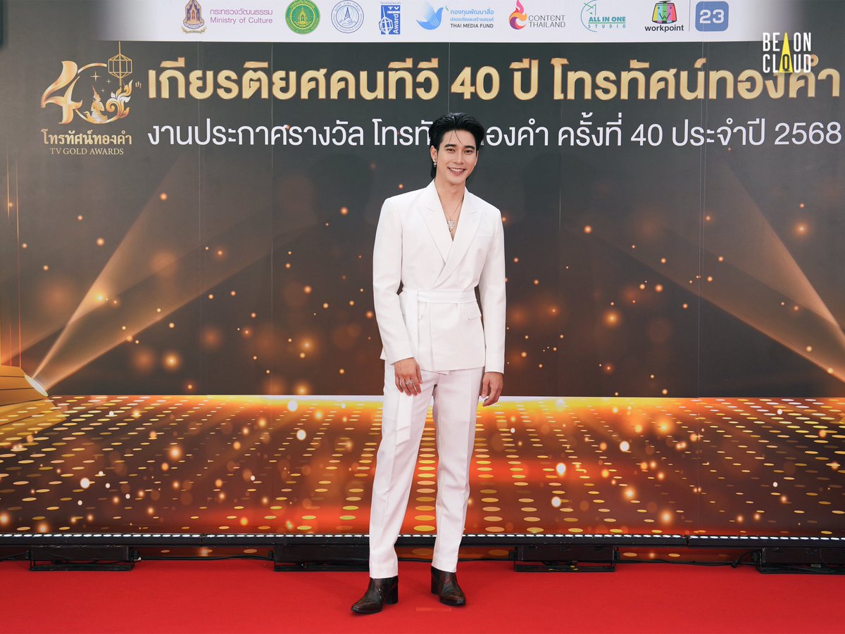 beoncloud_th's tweet photo. ยูโร ร่วมงานประกาศรางวัลโทรทัศน์ทองคำ ครั้งที่ 40 ประจำปี 2568 📸✨

#โทรทัศน์ทองคำครั้งที่40xยูโร
#โทรทัศน์ทองคำครั้งที่40 #รางวัลโทรทัศน์ทองคำ https://t.co/4Owb8ighPz