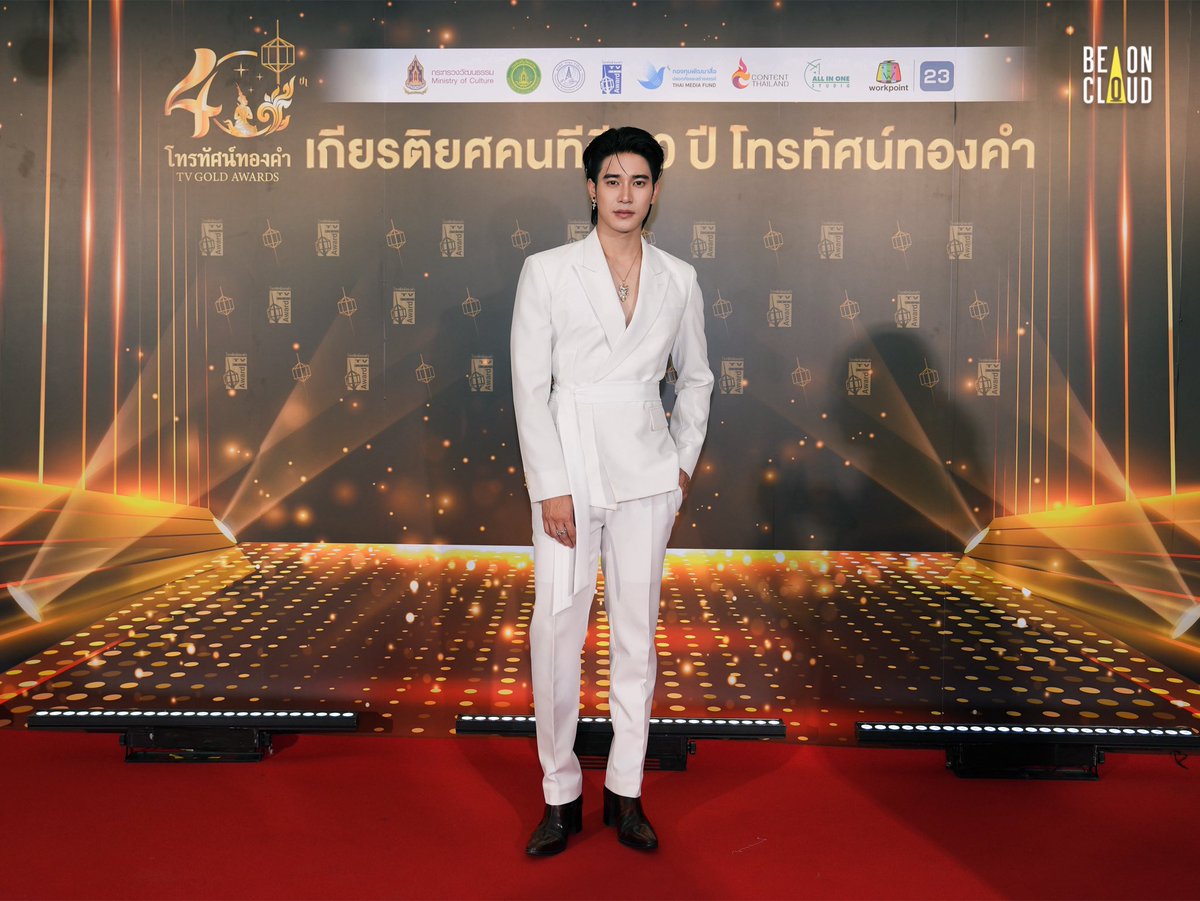 beoncloud_th's tweet photo. ยูโร ร่วมงานประกาศรางวัลโทรทัศน์ทองคำ ครั้งที่ 40 ประจำปี 2568 📸✨

#โทรทัศน์ทองคำครั้งที่40xยูโร
#โทรทัศน์ทองคำครั้งที่40 #รางวัลโทรทัศน์ทองคำ https://t.co/4Owb8ighPz
