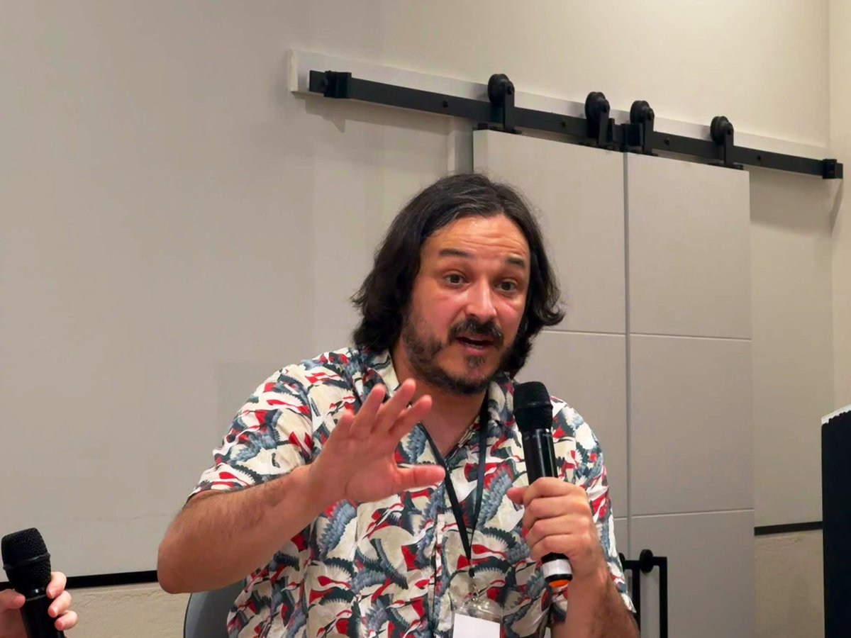 IzquierdaRevol's tweet photo. Víctor Taibo profundiza en el historial belicista y genocida de EEUU y explica cómo el genocidio en Palestina (permitido por todos los Gobiernos capitalistas) ha marcado un antes y un después y ha envalentonado la violencia imperialista yanqui. https://t.co/MpVv3D7ZfR