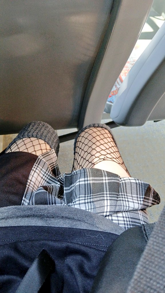 FemboyHase's tweet photo. I was outside in this fit yesterday:3

#femboy #twink #bunnyboy https://t.co/2sfGMnKb4W