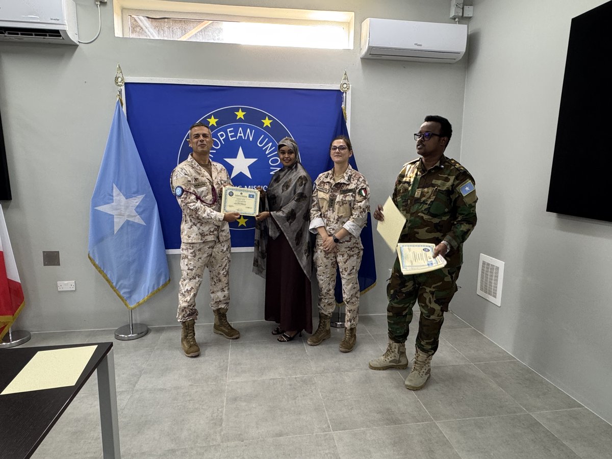 EutmSomalia's tweet photo. EUTM-S Medical Advisor, with the Somali Armed Forces and @aussom_ , delivered a specialized course on Gynaecological Emergencies for Xooga Hospital and AUSSOM medical personnel. Strengthening medical readiness, local ownership, and healthcare for military personnel and civilians. https://t.co/bUfqBVAqHo