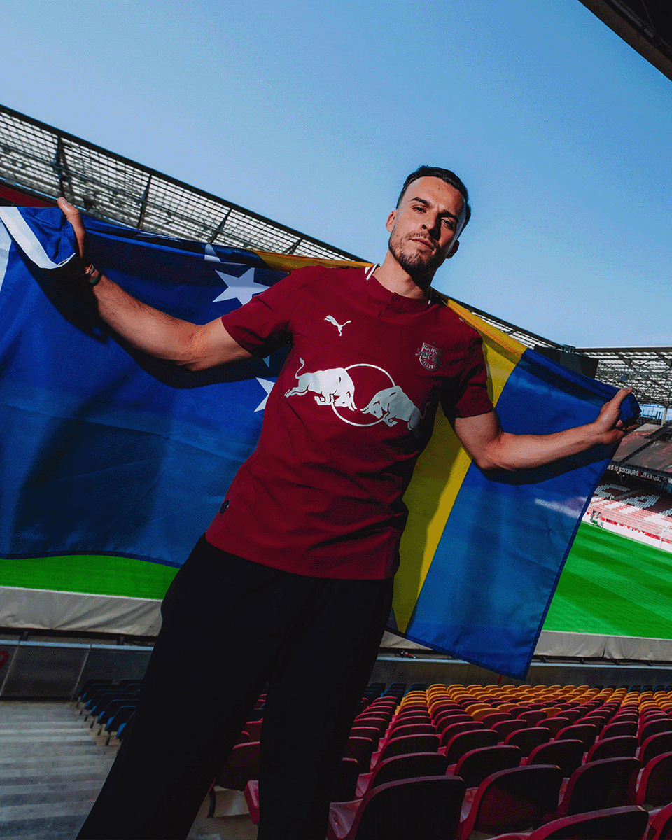 RedBullSalzburg's tweet photo. I am from Bosnia, take me to Salzburg 😌🇧🇦 https://t.co/qq3fSSPRZ0