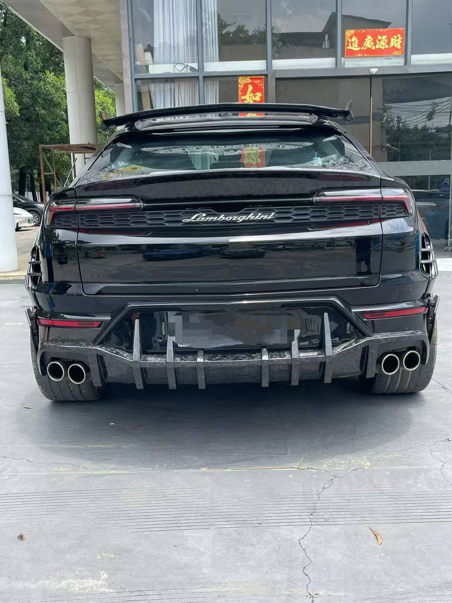 davia_chan's tweet photo. lamborghini urus se body kit wd https://t.co/laN9pwk2H1