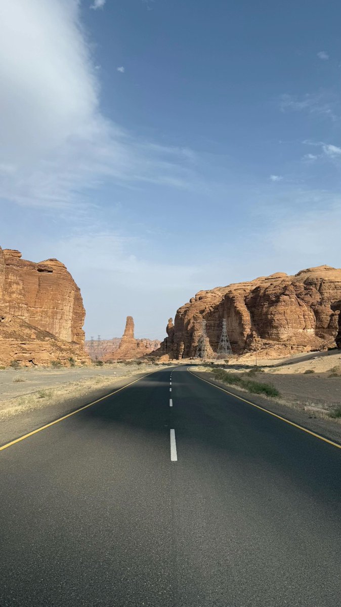 saudi_1ive's tweet photo. 🌅 محافظة العلا بمنطقة المدينة المنورة..

AlUla Governorate in the Al Madinah Region. https://t.co/HekDLzakyv