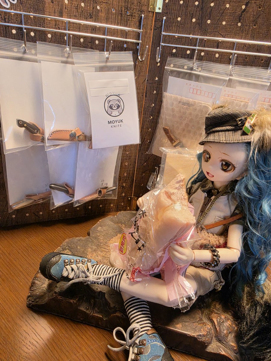 helium1knight's tweet photo. #アイドール東京
新作、準新作、旧作在庫品
なんとかひねり出してブース構築しました。
ブースNo.F31
「moyuk」
明日はよろしくです。この後簡単に
紹介繋げていきます。
ふゆ「モグモグ」 https://t.co/4jwcC6RHM7