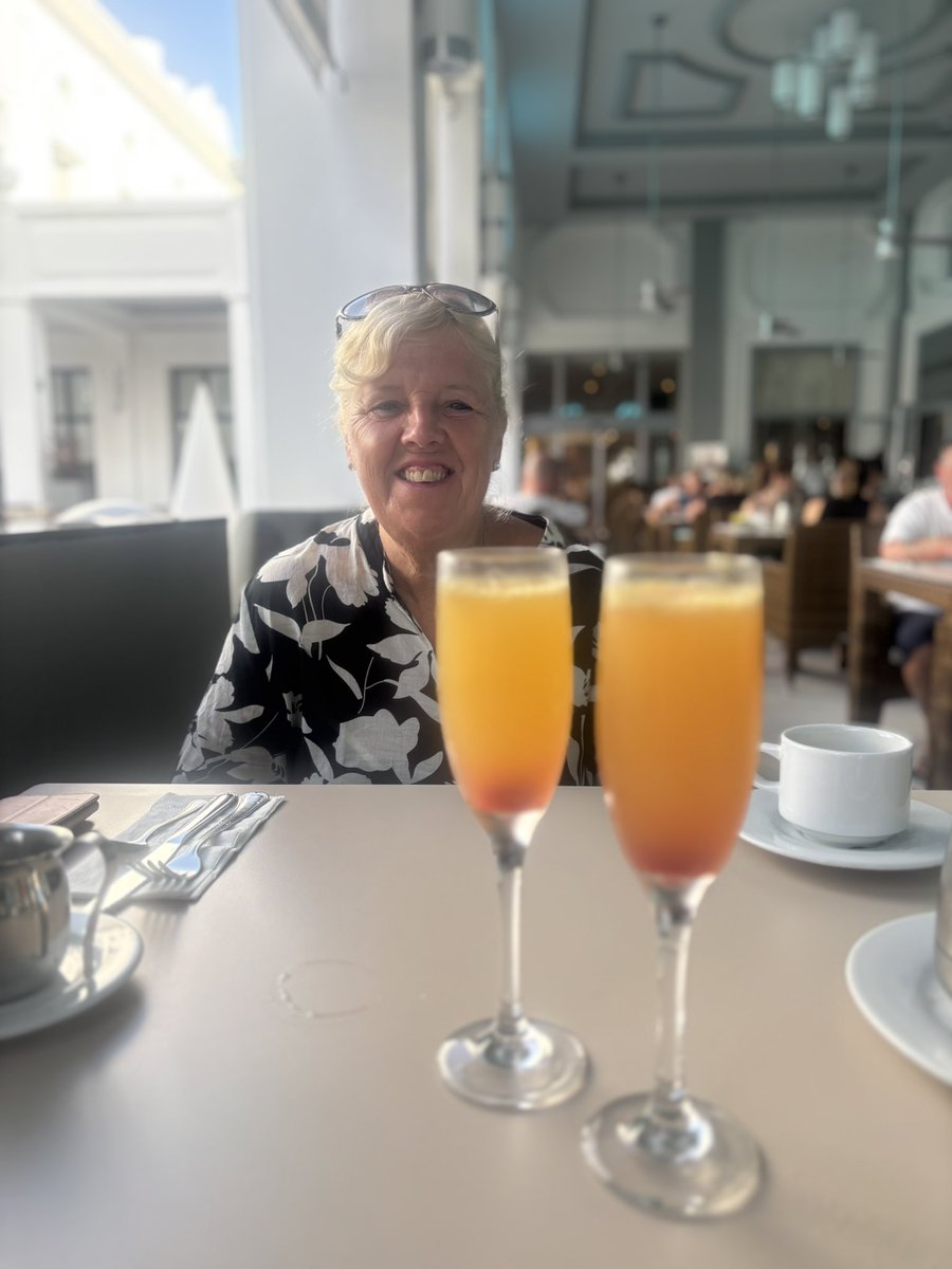 mikeygreen68's tweet photo. A Quiet One for Our 2nd Full Day and Night here in the Beautiful #HotelRiuPalaceRivieraMaya @RiuHoteles with my lovely wife 🥂🍾☀️😎 #LivingOurBestLife #MakingMemories #GoodTimes #Blessed #Grateful #PreciousTimes #LovinLife #LivinLife #OneLife #LivinTheDream ❤️🙏 https://t.co/H7za4Dd736
