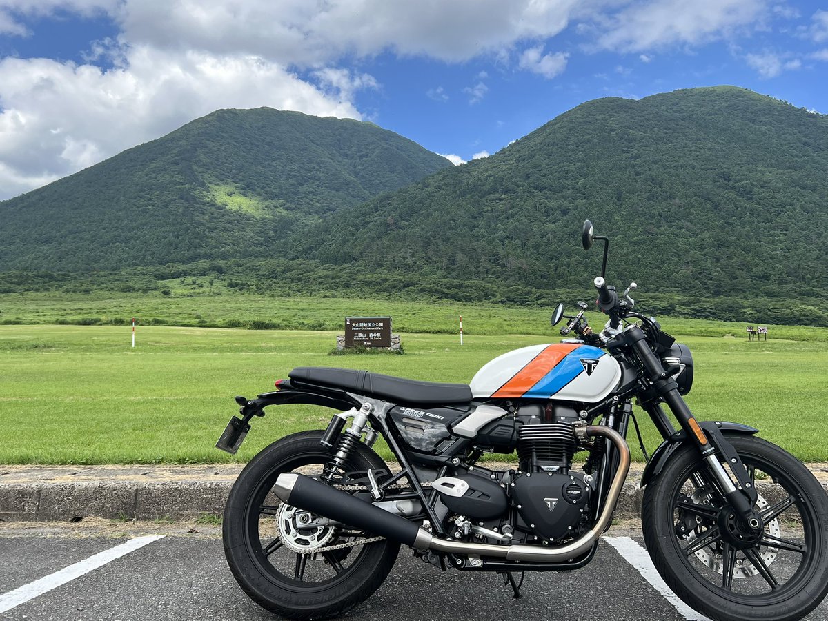 naimon14's tweet photo. 2026.7.10 金曜日　
この日は平日だけど休日出勤の代休のためお休み
最初は戸河内行って鯛焼き屋よしおにも行ってのんびりしてたけどどうせならと三瓶山まで行きました
走りやすくて景色良かったです✨
帰り道に道の駅に寄りながら休憩☕️
帰るのが遅くなってぐったりしてました😅 https://t.co/NnWP8ORYaZ