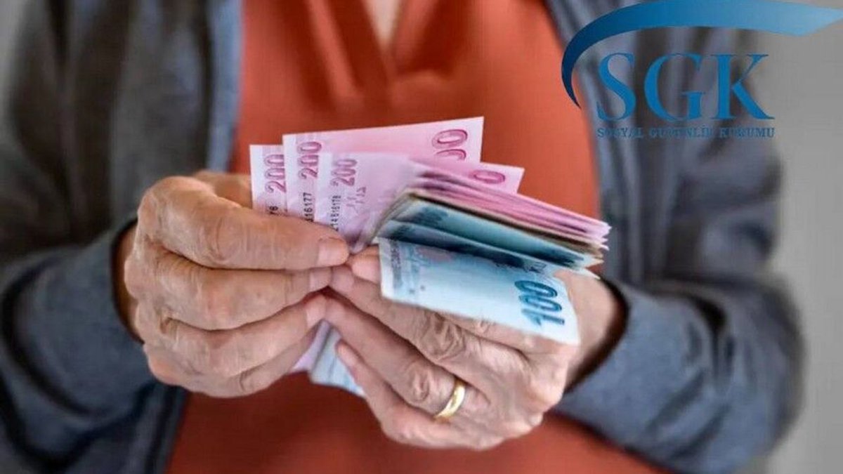 vanekspres's tweet photo. Emekli maaşı eksik yatanlara SGK'dan yeni uygulama https://t.co/23pdmCIZsE #SGK #Emeklilik #EDevlet https://t.co/WtzdhgtHBJ