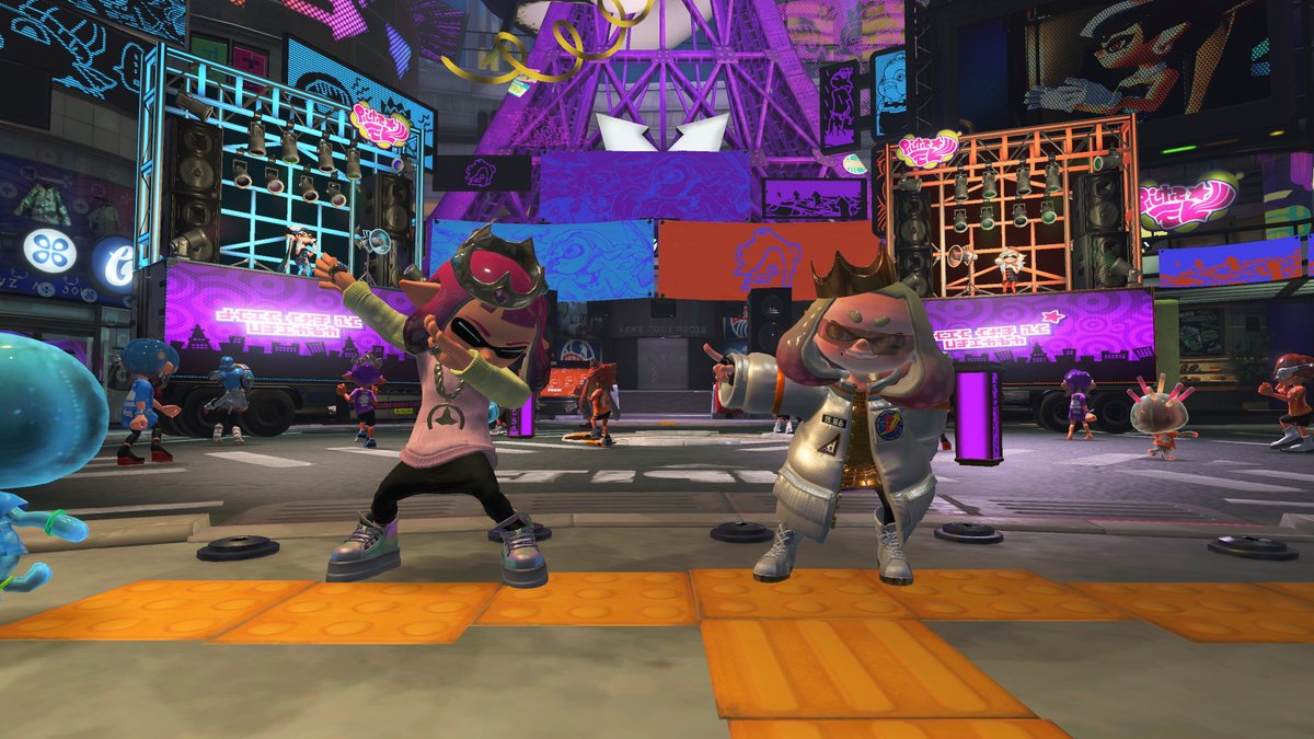 bronzelee91's tweet photo. Inkopolis Plaza with Pearl &amp; Marina. https://t.co/i6jjar16fl