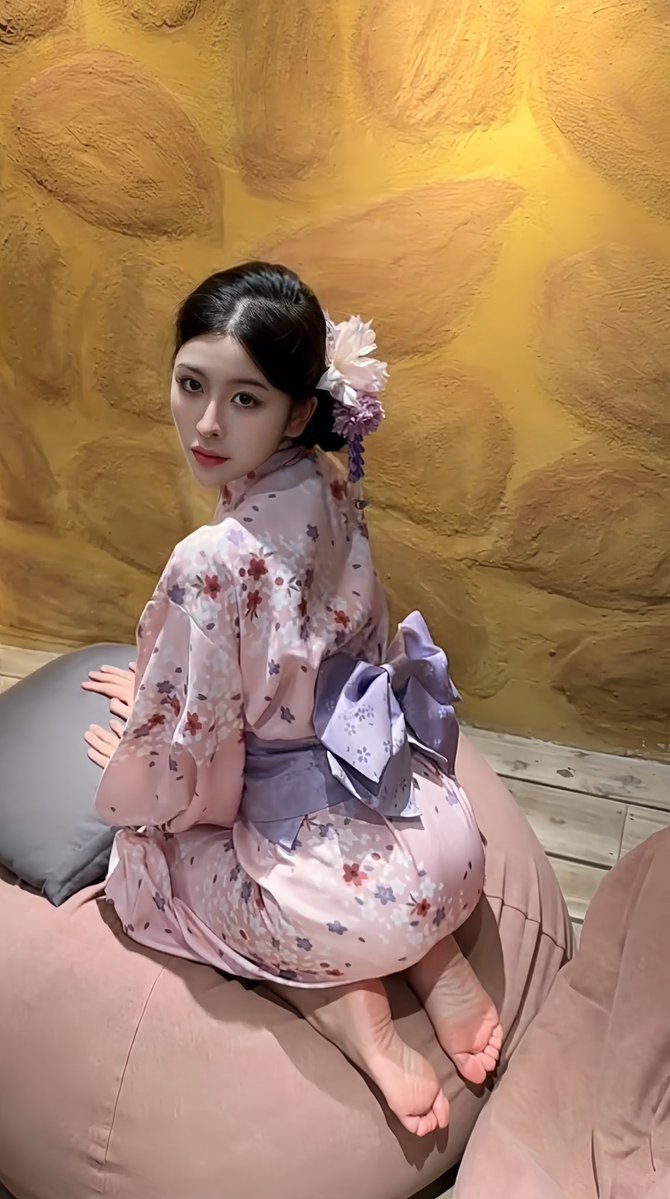 yaoyaolinx's tweet photo. 你说我的眼睛 我的美丽是爱我的唯一 https://t.co/8udJ9EDYxb