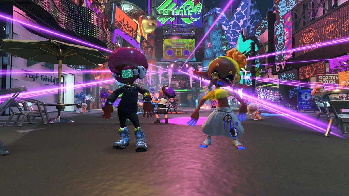 bronzelee91's tweet photo. And finally, Deep Cut visits the Square. https://t.co/SwsR6W7eDD