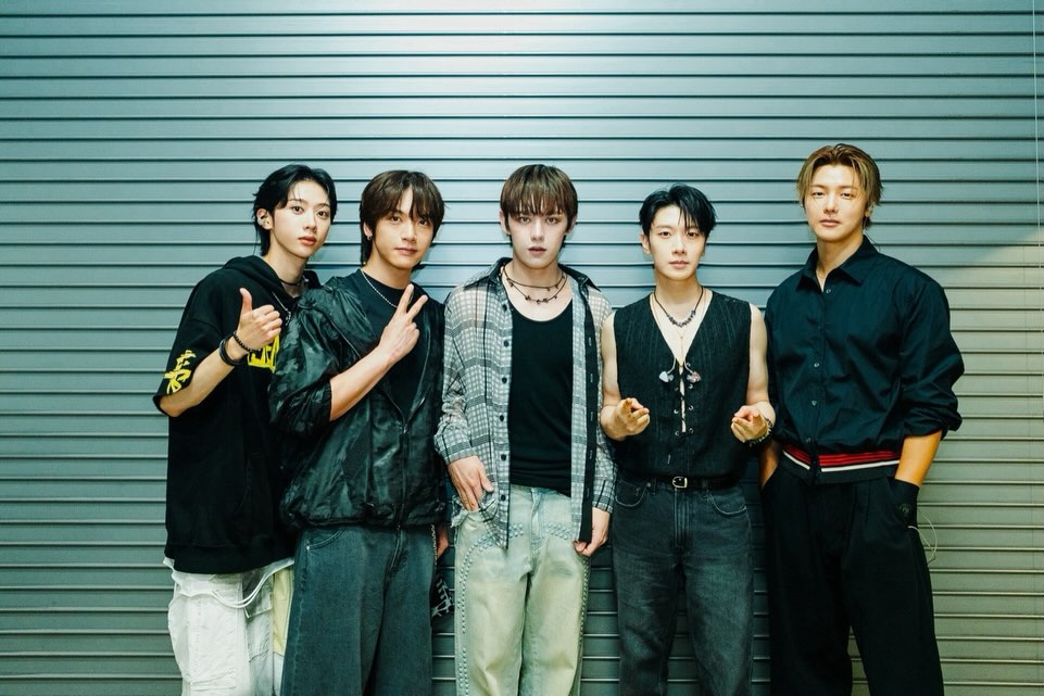 Kkorepo's tweet photo. 「#CNBLUE」、最高に熱い時間だった「FNC BAND KINGDOM 2026」初日を終えてあいさつ 
🔗https://t.co/dJRANx7I4g https://t.co/AUp0e9ZBty
