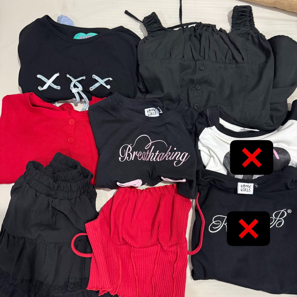 _bebearr's tweet photo. —ส่งต่อเสื้อผ้ามือสองง💌
📦ทุกชิ้นส่งฟรี 
สนใจ dm สอบถามก่อนได้นะคะ ❣️

#ส่งต่อเสื้อผ้า #ส่งต่อเสื้อผ้ามือสอง #เสื้อผ้ามือสอง #ส่งต่อเสื้อผ้ามือ2 #ส่งต่อkome #เสื้อผ้ามือสองสภาพดี #ส่งต่อdaddy #ส่งต่อกระโปรง https://t.co/72hIdvIwem