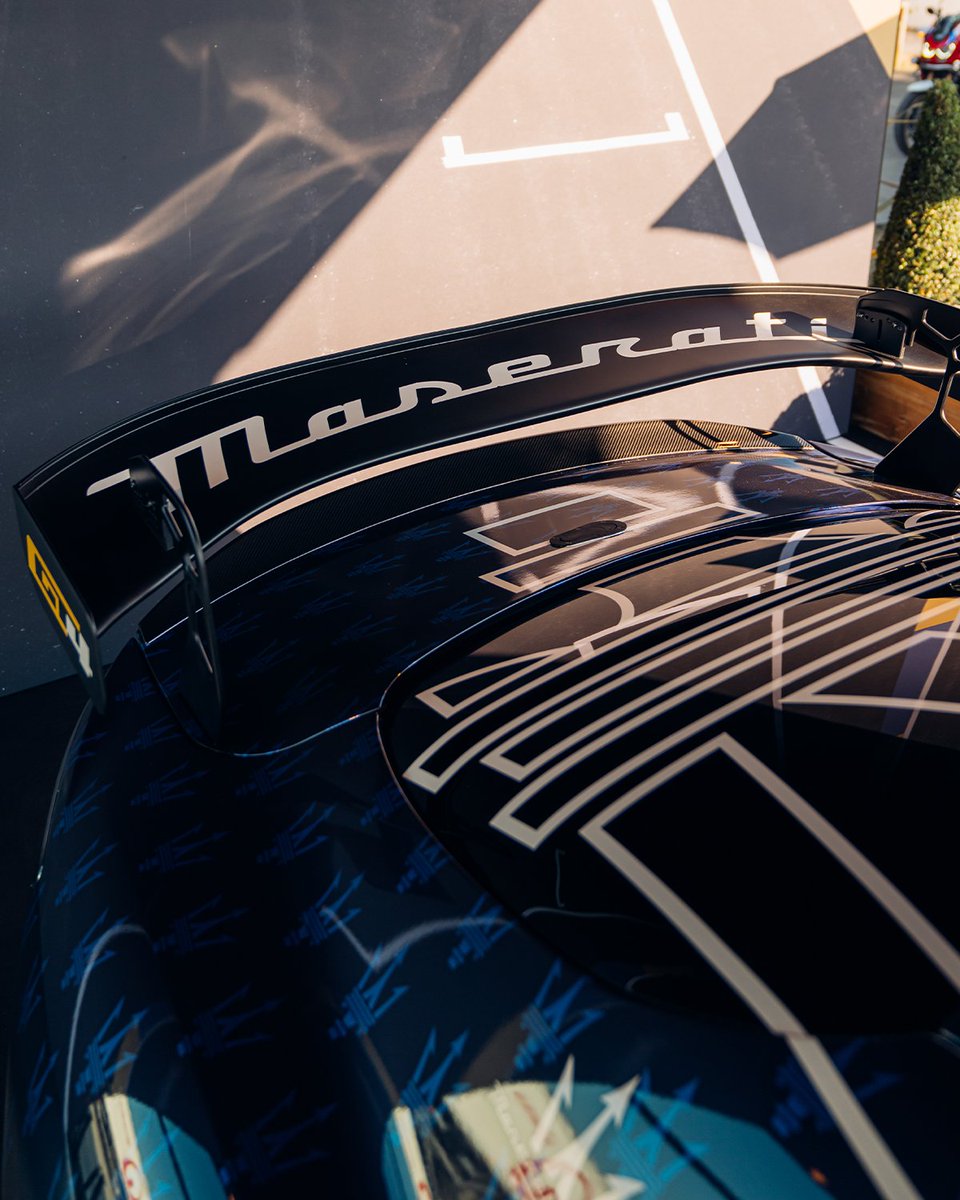 Maserati_HQ's tweet photo. Goodwood has always had an inclination for racing projects with a great story behind them. Project GT4 arrived with several: born alongside the new #MaseratiGranTurismo, shaped by the experience gained through GT2 and carrying the Trident proudly across its bodywork to celebrate the brand's first century in motorsport.