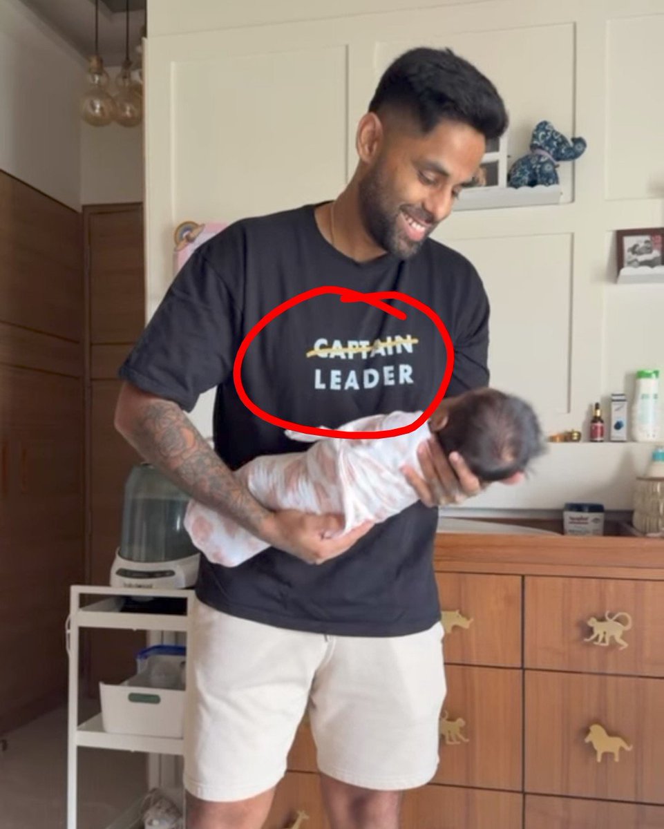 bakwas22's tweet photo. Saw his obsession with captaincy
He delcared himself leader
And wants to show that he is a great
Performance wise he should resign captaincy and happy when india lost
#TeamIndia #INDVSENGTEST #t20
#ODI #indvseng #ViratKohli
Same feelings https://t.co/6Eqa4PBUU0