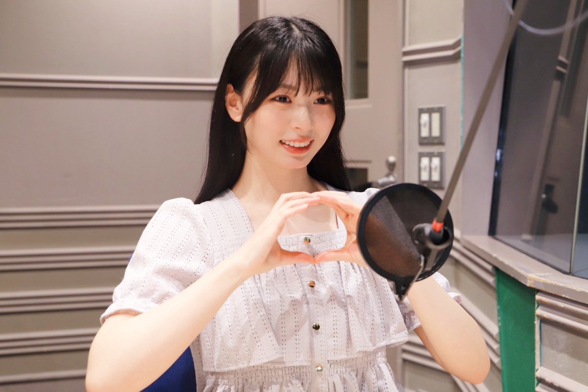 radio_talkabout's tweet photo. 櫻坂 #トークアバウト 放送中🌸

〜ひなまるが語る忍者の魅力〜

🥷🏻手裏剣だけじゃない...
　　道具のレパートリーが豊富!!

スパイ活動をするうえで "なた" などの
日常で使う道具を持つことによって
存在をカモフラージュ💨✨

\ すごくないですかっっ!? /

#櫻坂46 https://t.co/reQV7c2GXH https://t.co/ljJe1gmGnM