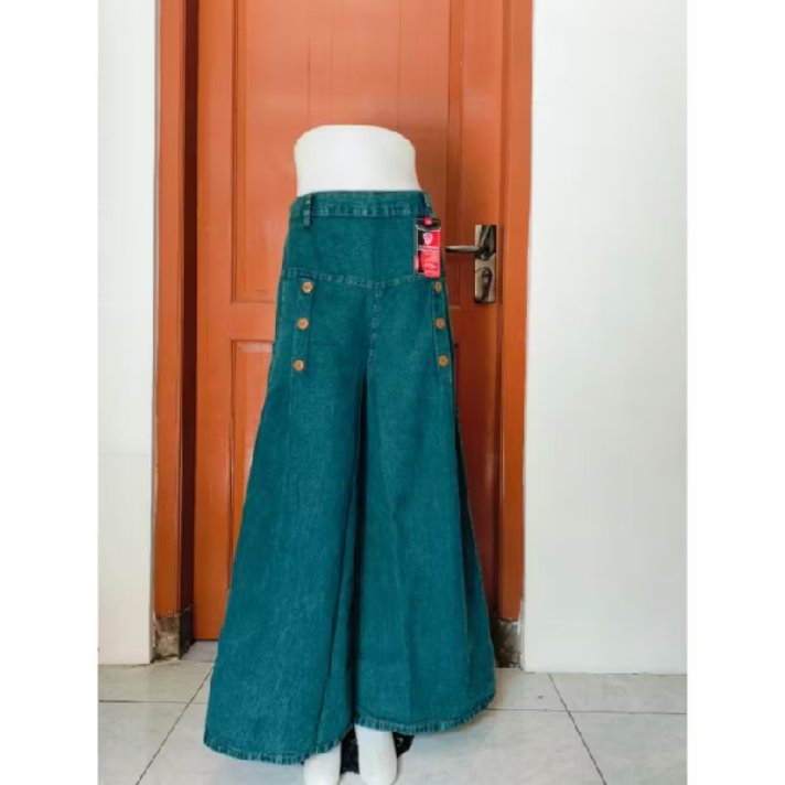 ItsNDLuv's tweet photo. Celana kulot.. Tersedia ukuran M-XXL
Bahannya jeans dan ada karetnya
Nyaman dipake untuk jalan2
Link 👇
https://t.co/6gw5AR5FqD

#RacunShopee #BelanjaInstant1JamdiShopee https://t.co/piID0l1hKd
