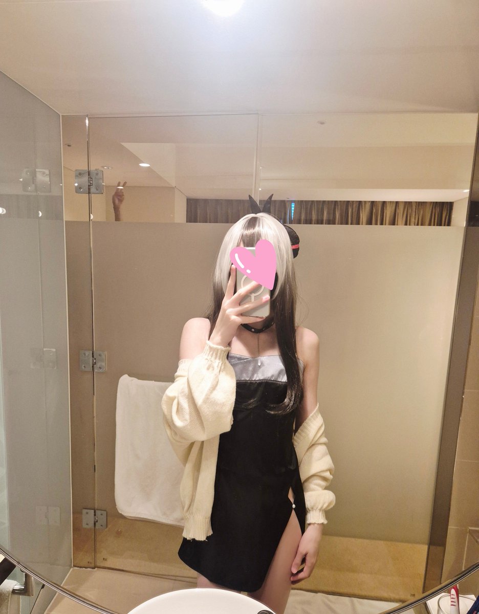 aa19aa198's tweet photo. 다음 영상 스포 🏨💗 https://t.co/uVchaylwpX
