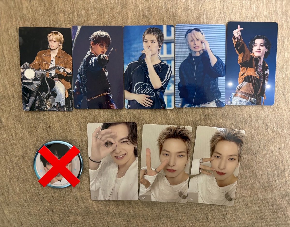 luv_yonasho's tweet photo. 譲  左画像
求  與那城❌以外のもの(セルカ優先)

名古屋公演での手渡し希望です🙇‍♀️🙇‍♀️

 #JO1交換 https://t.co/xBNgfytP8t