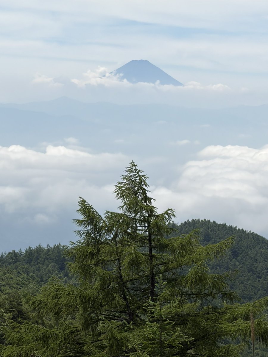 ben225577's tweet photo. 今日の乾徳山🏔️ https://t.co/COHEp4Dc0w