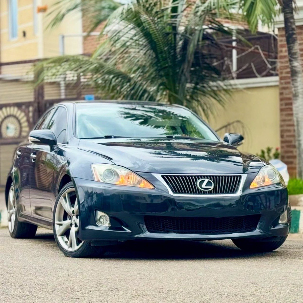 Olajide294's tweet photo. Distress Sales!!
Foreign used Lexus IS250 2008 Model. Fullest features. May 2026 Entry
Accident free 💯 
Buy and use
Price: 8M Net to Importer 
Settle: 400K
Location: MAGODO Lagos https://t.co/GBRVJ1VzTe