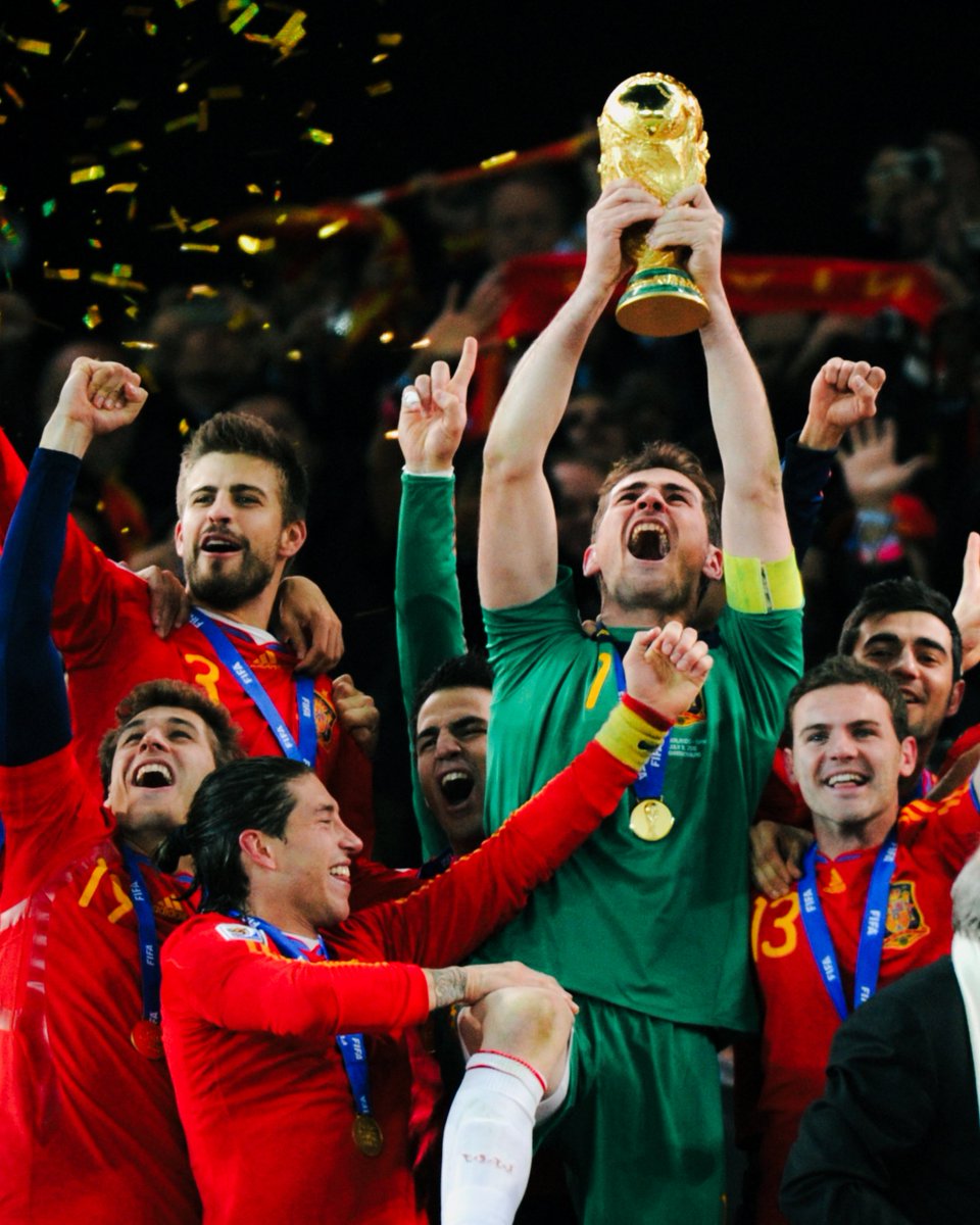 fifaworldcup_es's tweet photo. Recuerdos de Johannesburgo 🇪🇸

#CopaMundialFIFA https://t.co/8ljCXQdbg1