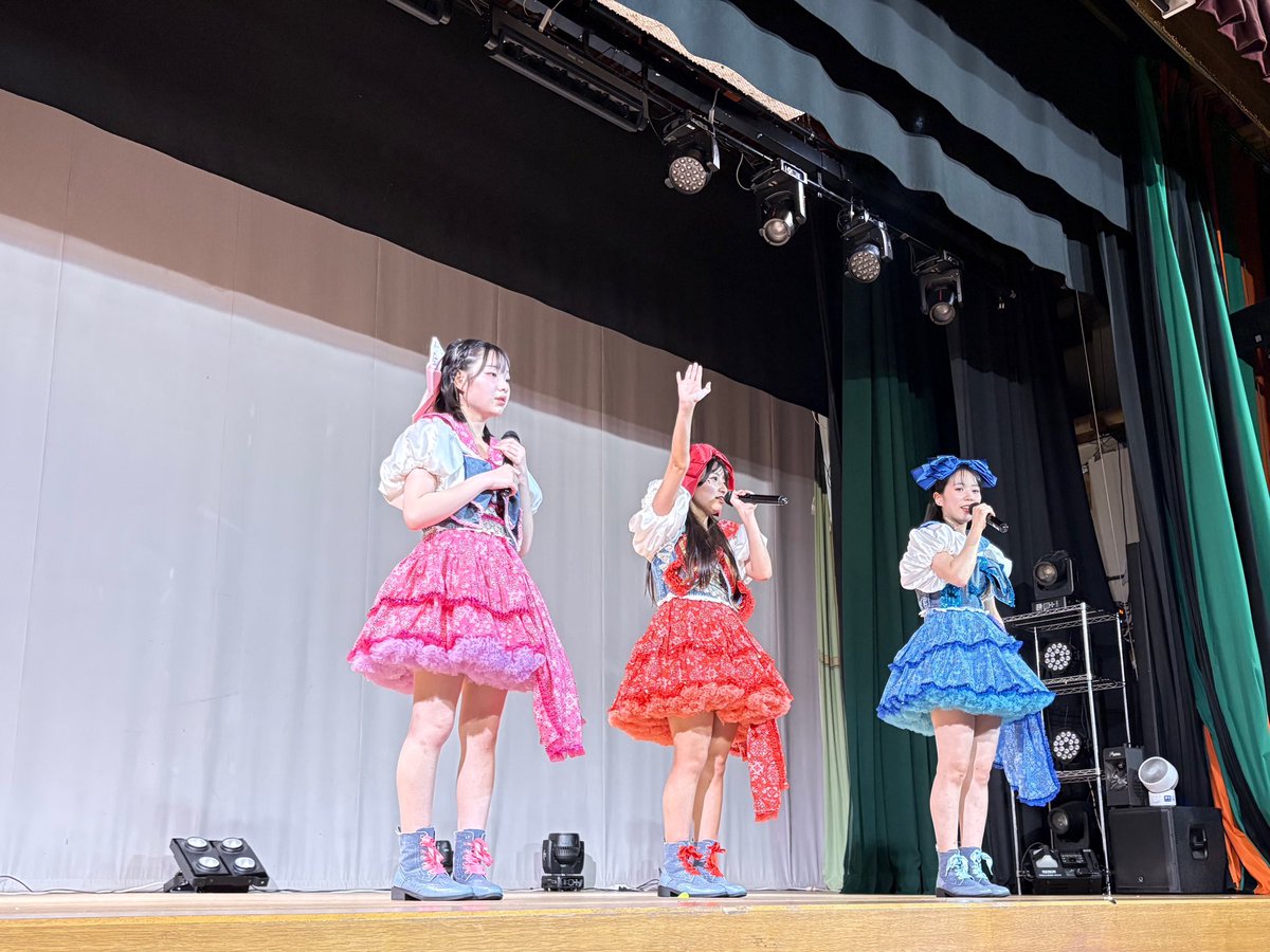 nanba487's tweet photo. 天然温泉おふろcafe 
#湯守座
湯けむりステージ
友田夏帆
松尾莉奈
丸岡れい
滋賀アイドル
#昭和と現代の融合
神イベ✨️めっちゃ楽しかった😃
2026/07/11 https://t.co/nlk6A5J5ob