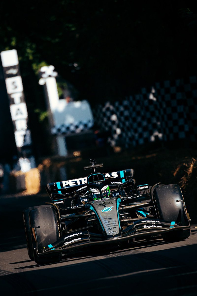 MercedesAMGF1 tweet picture