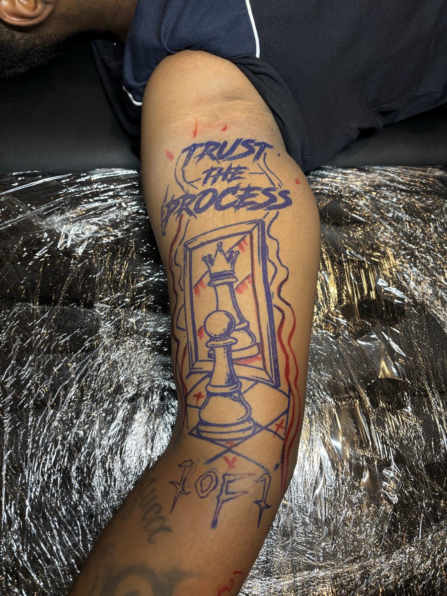 DumNDummerJr's tweet photo. Be patient 🙌🏼🙏 Trust The Process #dumcityink #milwaukeetattooartist #414milwaukee #tattooartist #trusttheprocess #milwaukee #mke #mke414 https://t.co/s9dpSWgSSC