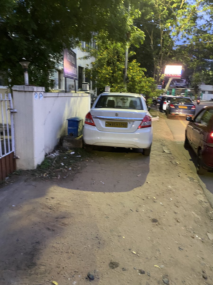 vchinnikrishnan's tweet photo. @ChennaiTraffic 

Parking Obstruction- Parked on footpath blocking pedestrians from walking on footpath 

TN 85 H 1792

July 11 2026 6:52 PM

Pulla Avenue (near Jeevika Apartments)

Shenoy Nagar Chennai 600030

K3 Police Station Limits https://t.co/IfmXiXfDBz